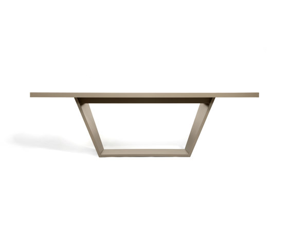 Trape Dining Table | Dining tables | HMD Furniture