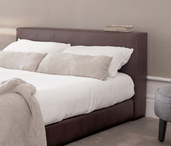 Ombro Bed Base & Headboard | Betten | HMD Furniture