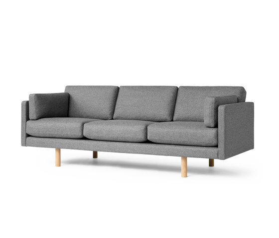 EJ220 Sofa 3 Seater 67 | Sofás | Fredericia Furniture