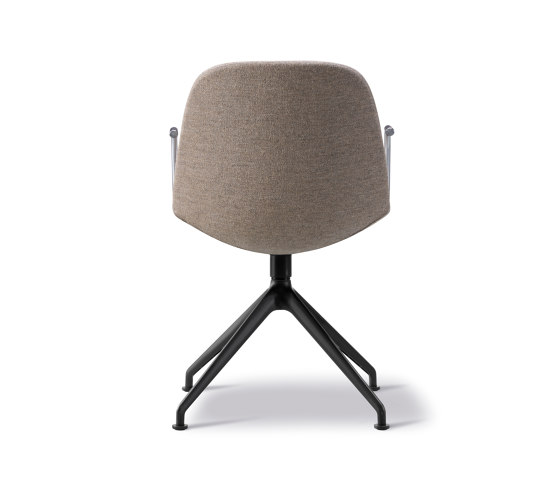 Eyes Swivel Armchair | Chairs | Fredericia Furniture