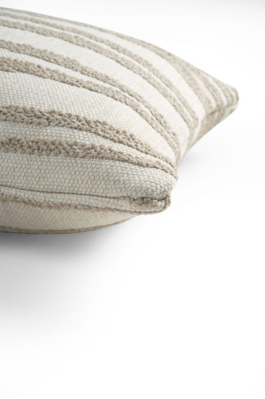 Mystic Ink collection | White Stripes outdoor cushion - lumbar | Kissen | Ethnicraft