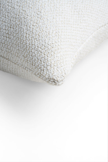 Mystic Ink collection | White Boucle Light outdoor cushion - square | Cuscini | Ethnicraft