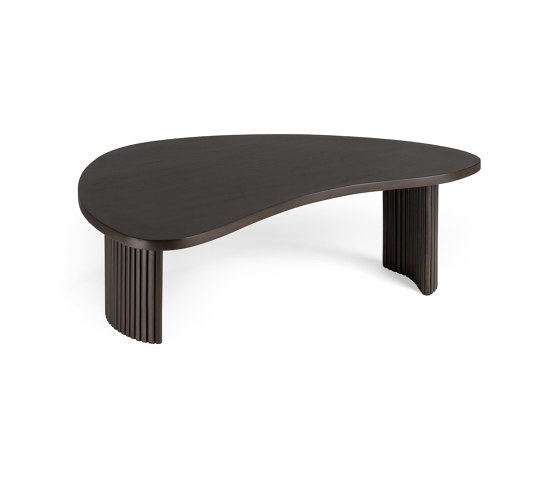 Boomerang | Mahogany dark brown coffee table - varnished | Mesas de centro | Ethnicraft