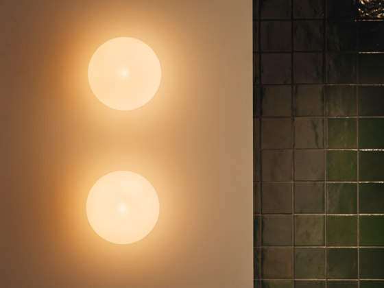 Melina Wall (opal matt glass) | Lámparas de pared | Hand & Eye Studio