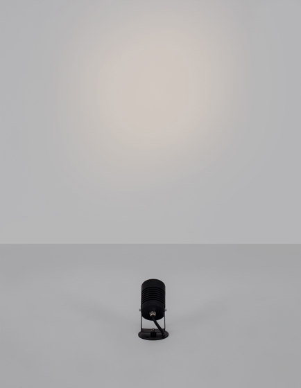 FEND Decorative Floor Lamp | Encastrés sol extérieurs | NOVA LUCE