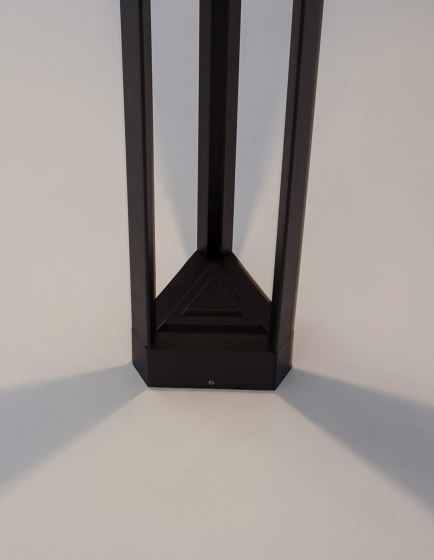 PAX Decorative Outdoor Floor Lamp Big SIze | Outdoor floor-mounted lights | NOVA LUCE