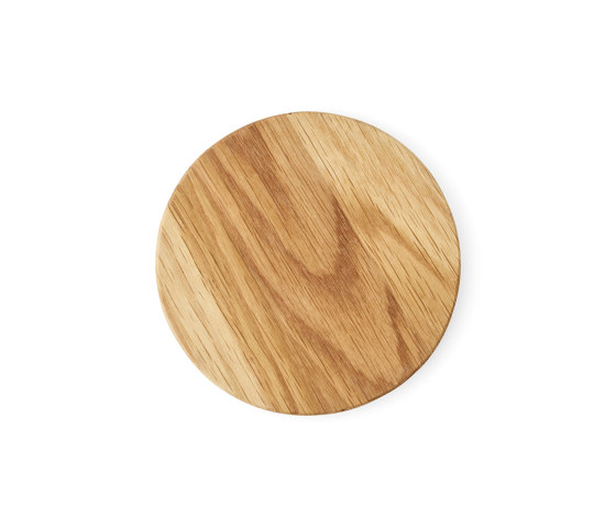 New Norm Dinnerware | Wooden Plate | Dessous de verres / plats | Audo Copenhagen