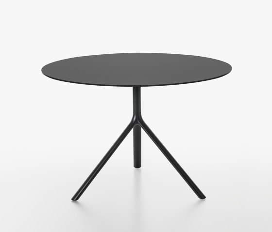 Miura table | Dining tables | Plank
