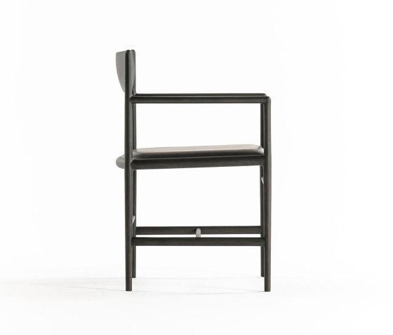 A chair on the vertical axis arm | Chairs | Time & Style