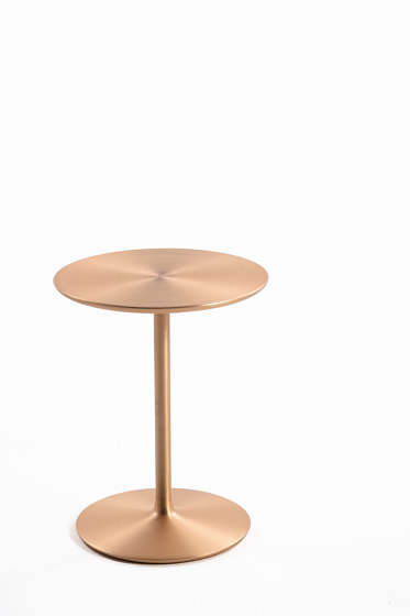 Priest’s side table | Tavolini alti | Time & Style