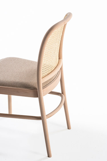 The bent chair | Sedie | Time & Style