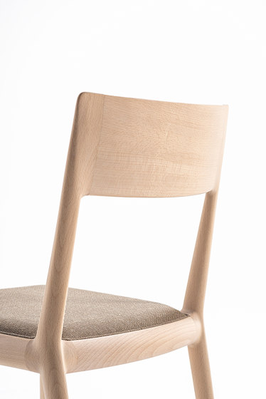 The curving chair | Sedie | Time & Style