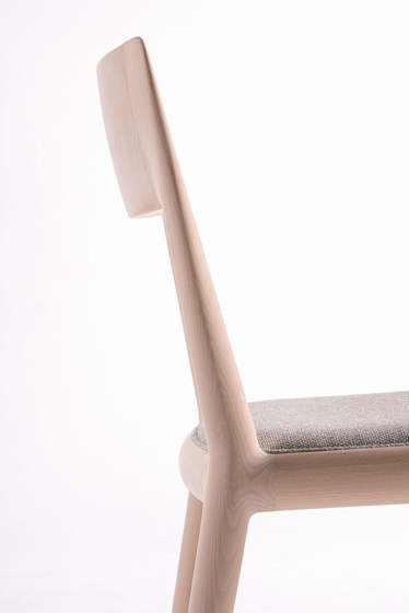 The curving chair | Stühle | Time & Style