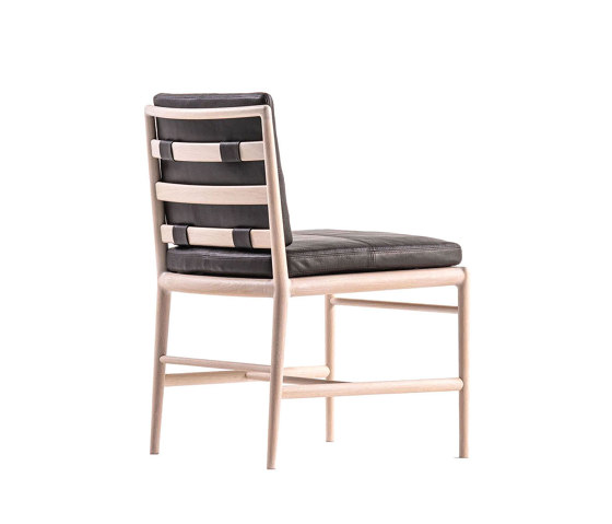The sensitive comfortable side chair | Sedie | Time & Style