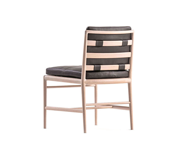 The sensitive comfortable side chair | Sedie | Time & Style