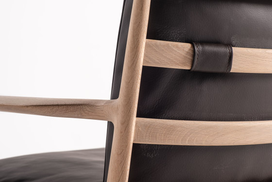 The sensual ladder back lounge arm | Sessel | Time & Style