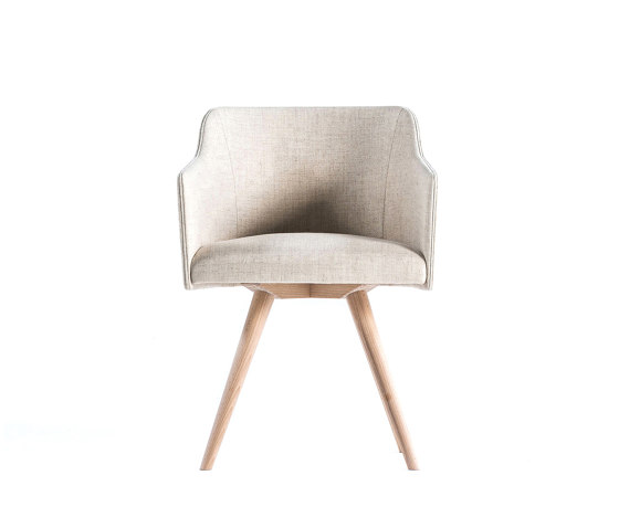 The shell chair – wood legs | Chairs | Time & Style