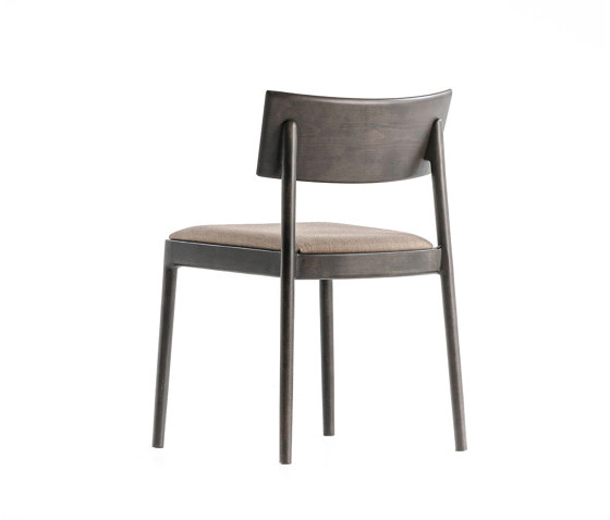 The stacking light chair | Sillas | Time & Style
