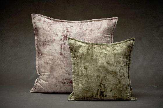 Tiziano Cushion in plain velvet | Kissen | Mastro Raphael