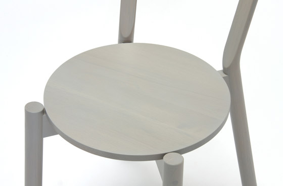 Castor Chair | Chairs | Karimoku New Standard