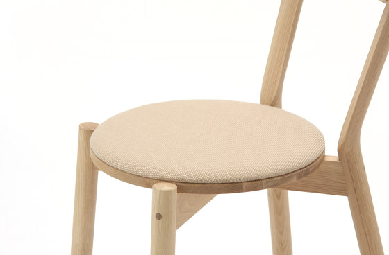 Castor Chair Pad | Sedie | Karimoku New Standard