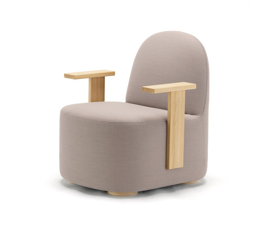 Polar Lounge Chair S with Arms | Fauteuils | Karimoku New Standard