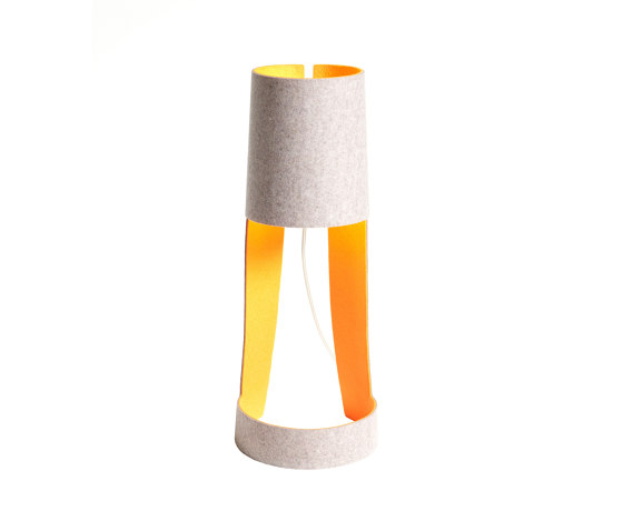 MIA table lamp | Lámparas de sobremesa | Domus