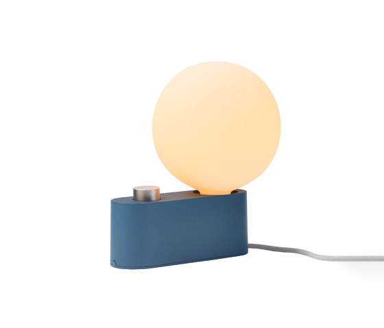 Alumina Table Lamp Sapphire with Sphere IV EU | Lámparas de sobremesa | Tala