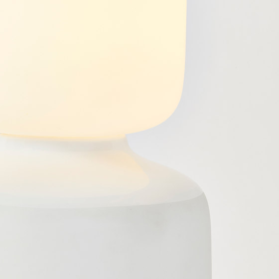 David Weeks Reflection Oblo Table Lamp EU | Table lights | Tala