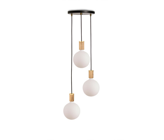 Oak Triple Pendant with Black Canopy with Sphere IV | Suspended lights | Tala