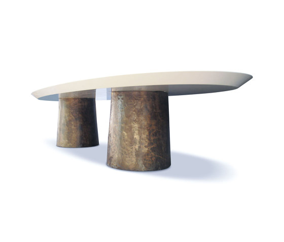 Benone Table | Dining tables | Costantini