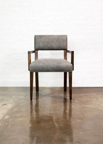Bruno Arm Chair | Chaises | Costantini