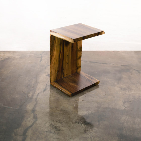 Carlo Table | Side tables | Costantini