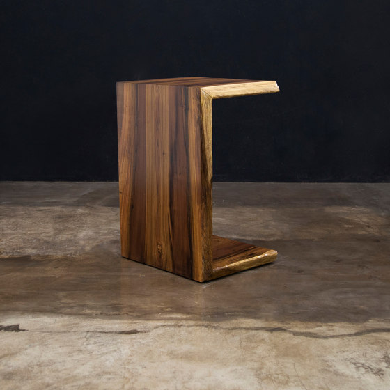 Carlo Table | Side tables | Costantini