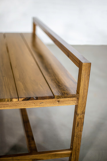 Serrano Bench | Benches | Costantini