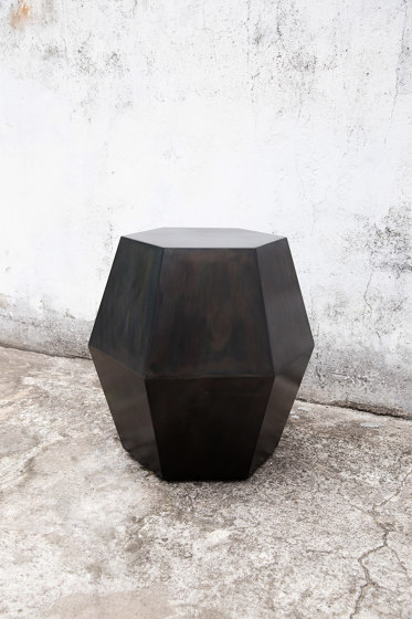 Tamino Hex Side Table | Tables d'appoint | Costantini