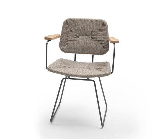 Echoes dining chair with armrests | Sillas | Flexform