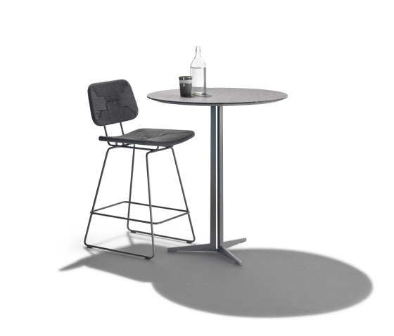 Fly Outdoor small high table | Standing tables | Flexform