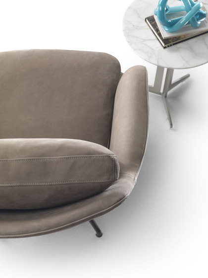 Marley armchair w/swivelling base | Armchairs | Flexform