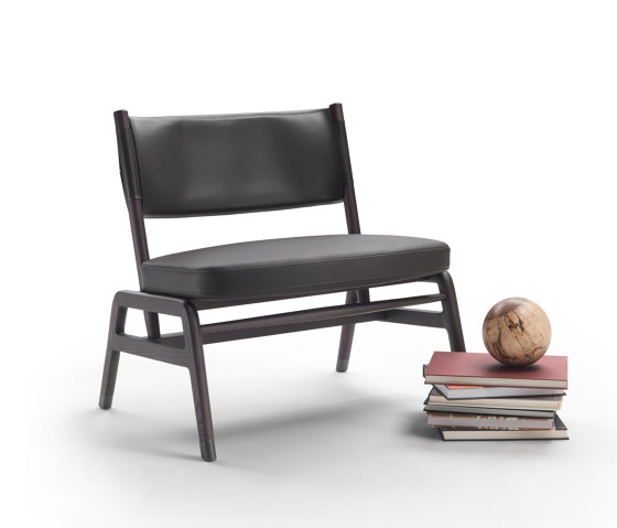 Ortigia S.H. armchair | Sillones | Flexform