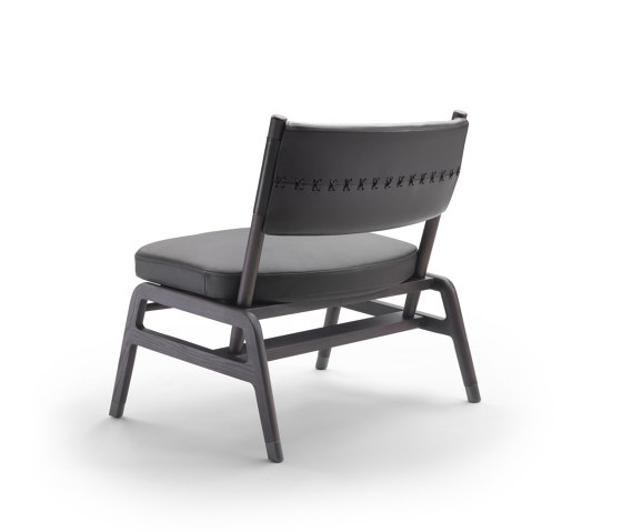 Ortigia S.H. armchair | Poltrone | Flexform