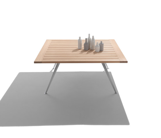 Zefiro Outdoor wood dining table | Esstische | Flexform