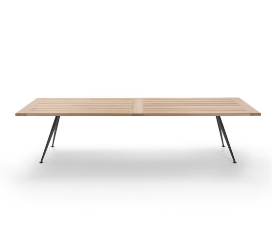 Zefiro Outdoor wood dining table | Dining tables | Flexform