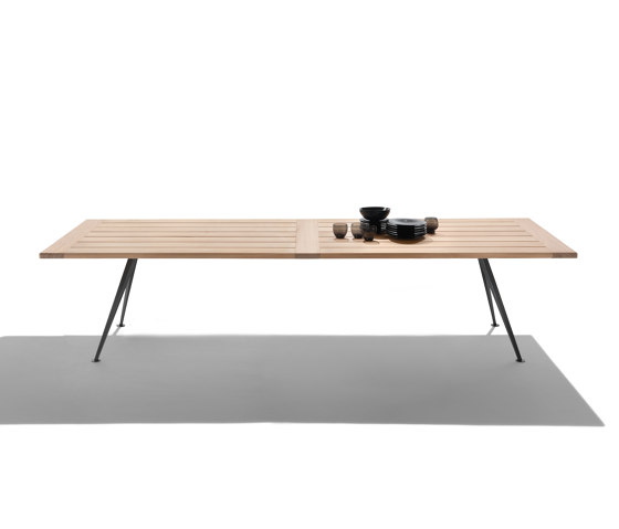 Zefiro Outdoor wood dining table | Mesas comedor | Flexform