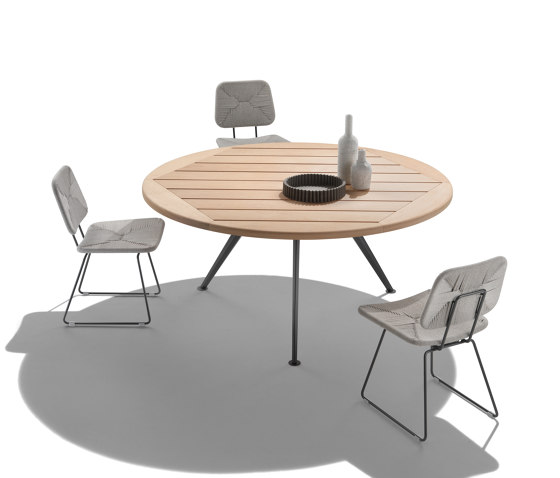 Zefiro Outdoor wood dining table | Dining tables | Flexform