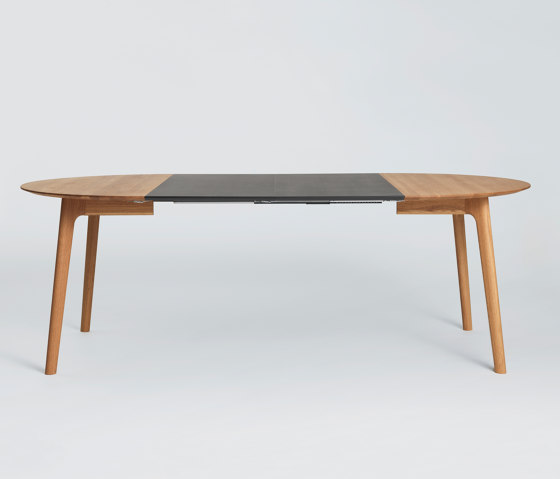 Salon Extension Table Round | Esstische | Ro Collection