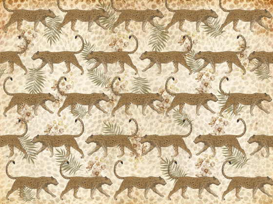 Nature | Walking Leopard White | Ceramic tiles | Officinarkitettura