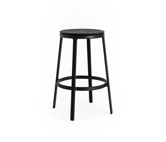 Round&Round Kitchen Stool | Counter stools | Infiniti