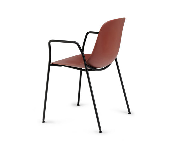 Pure Loop Mono 4 legs with arms | Chairs | Infiniti