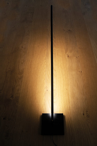 Matita tavolo | Lampade pavimento | EGOLUCE